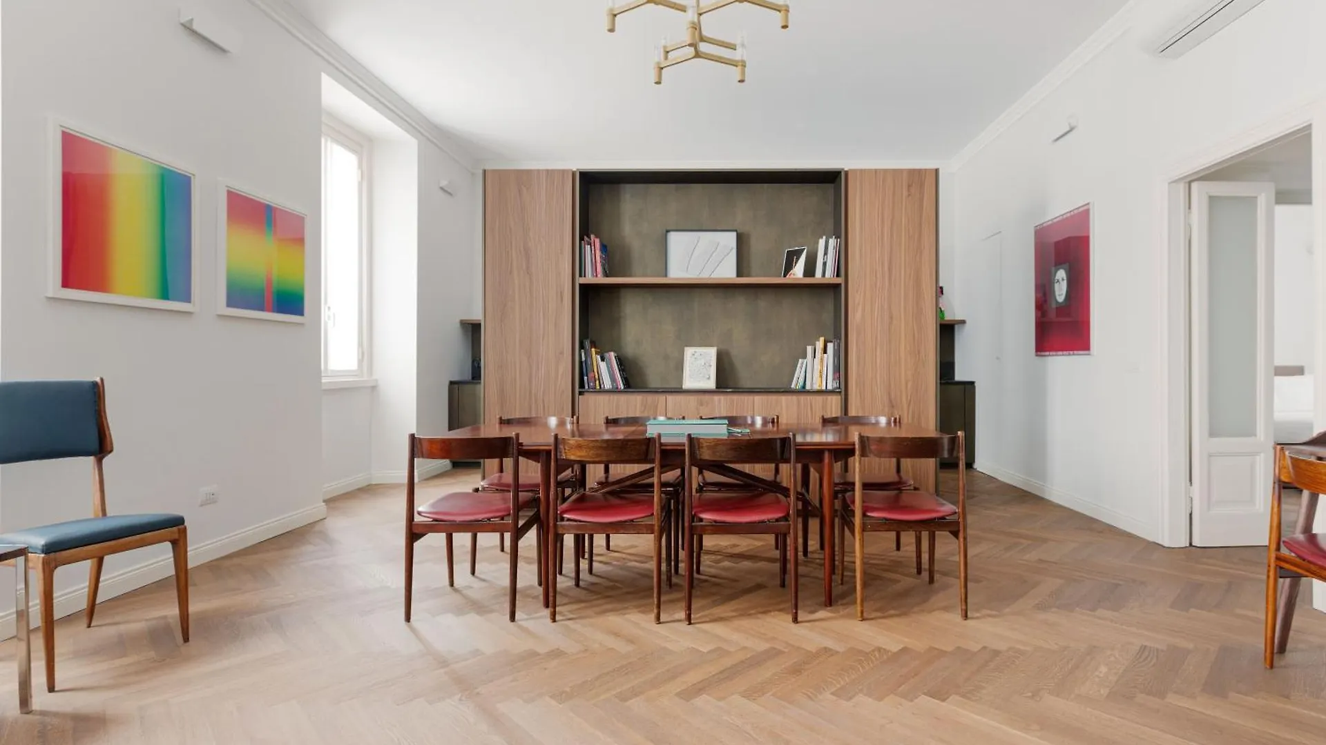 Brera Apartments In San Babila Milan