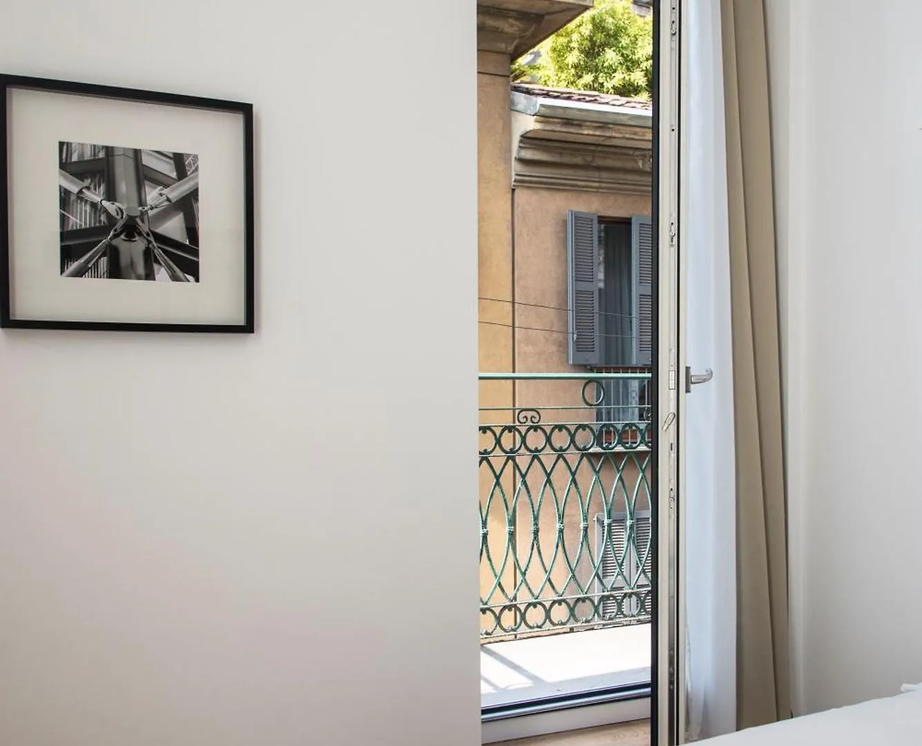 Brera Apartments In San Babila Milan