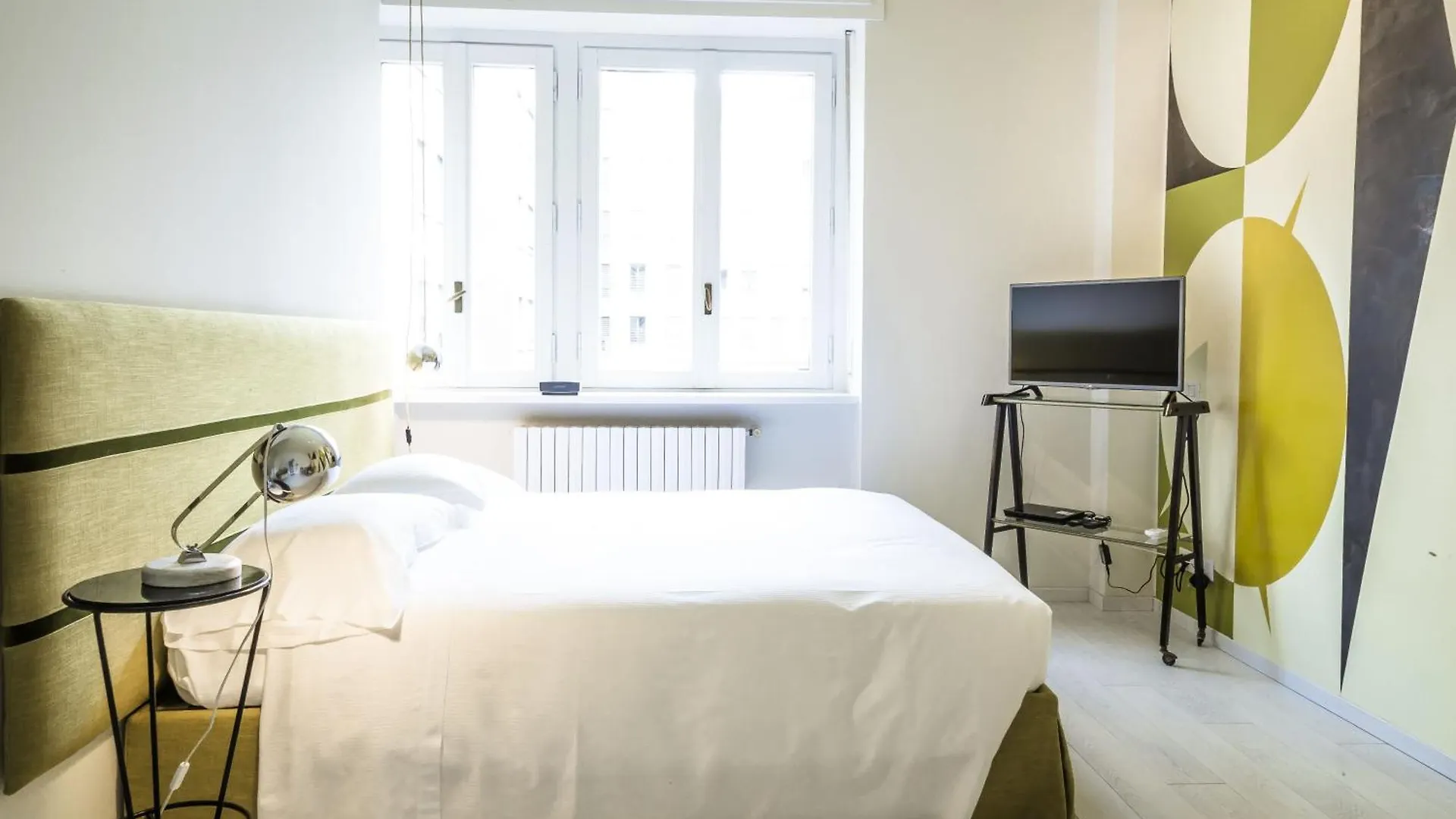 Brera Apartments In San Babila Milan