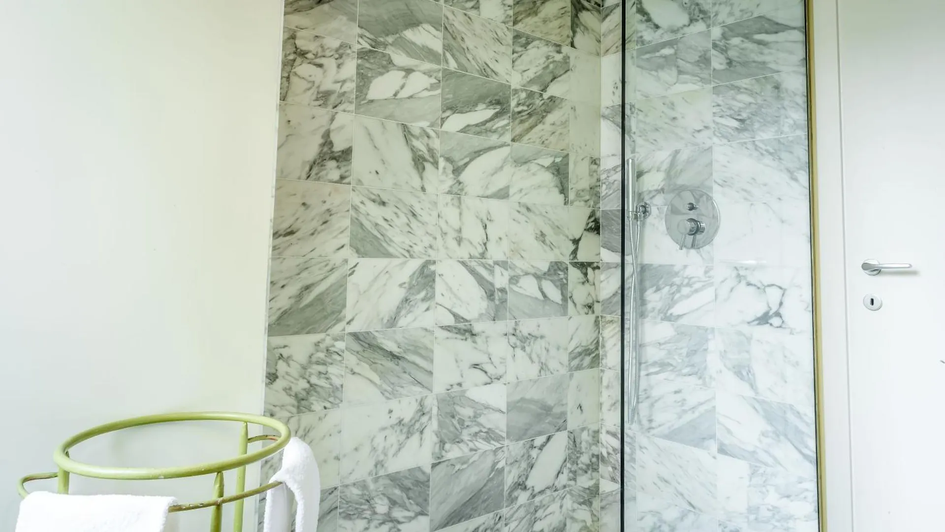 Brera Apartments In San Babila Milan