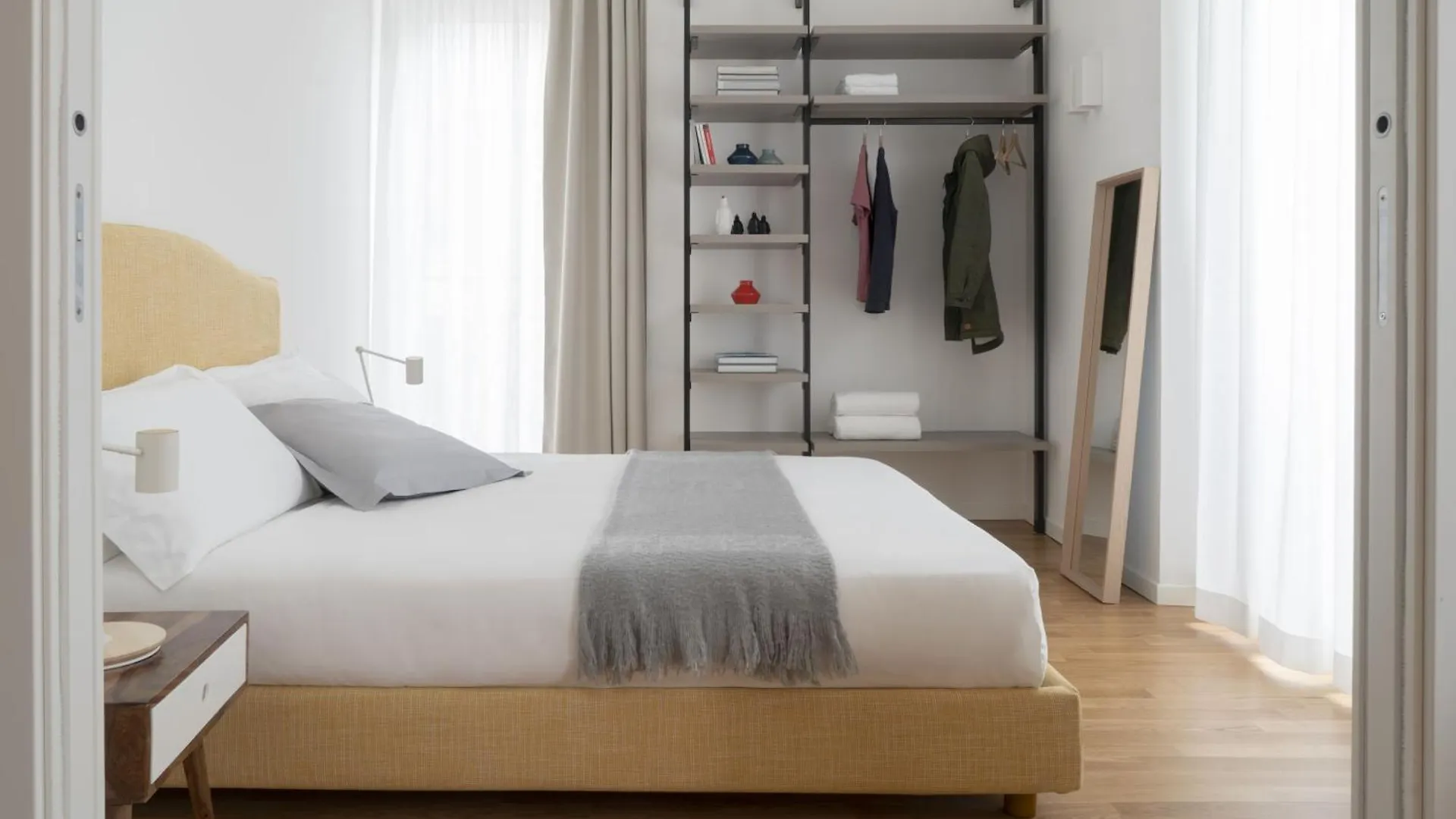 Brera Apartments In San Babila Milan Italy