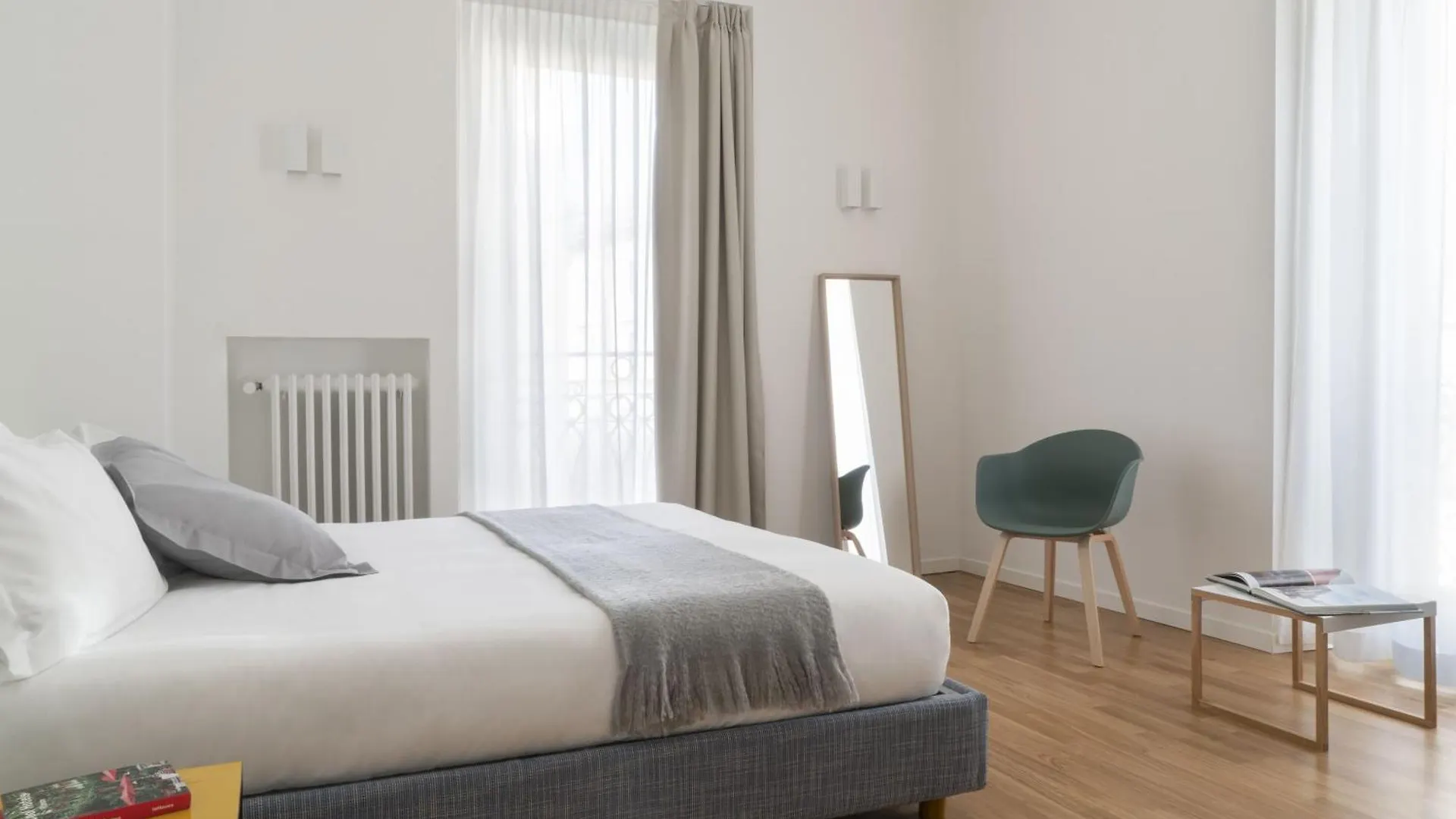 Brera Apartments In San Babila Milan 0*,  Italy