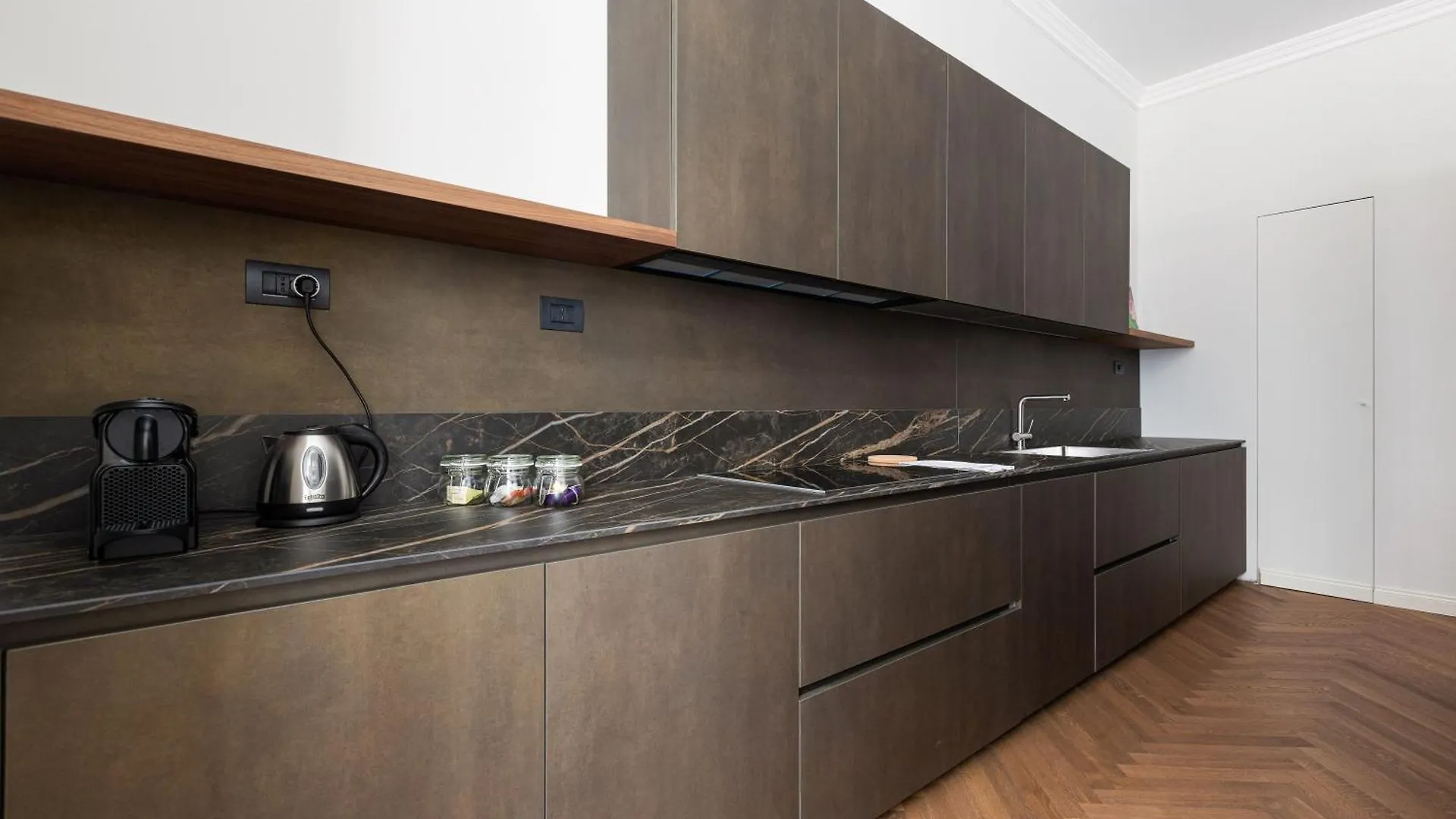 Brera Apartments In San Babila Milan