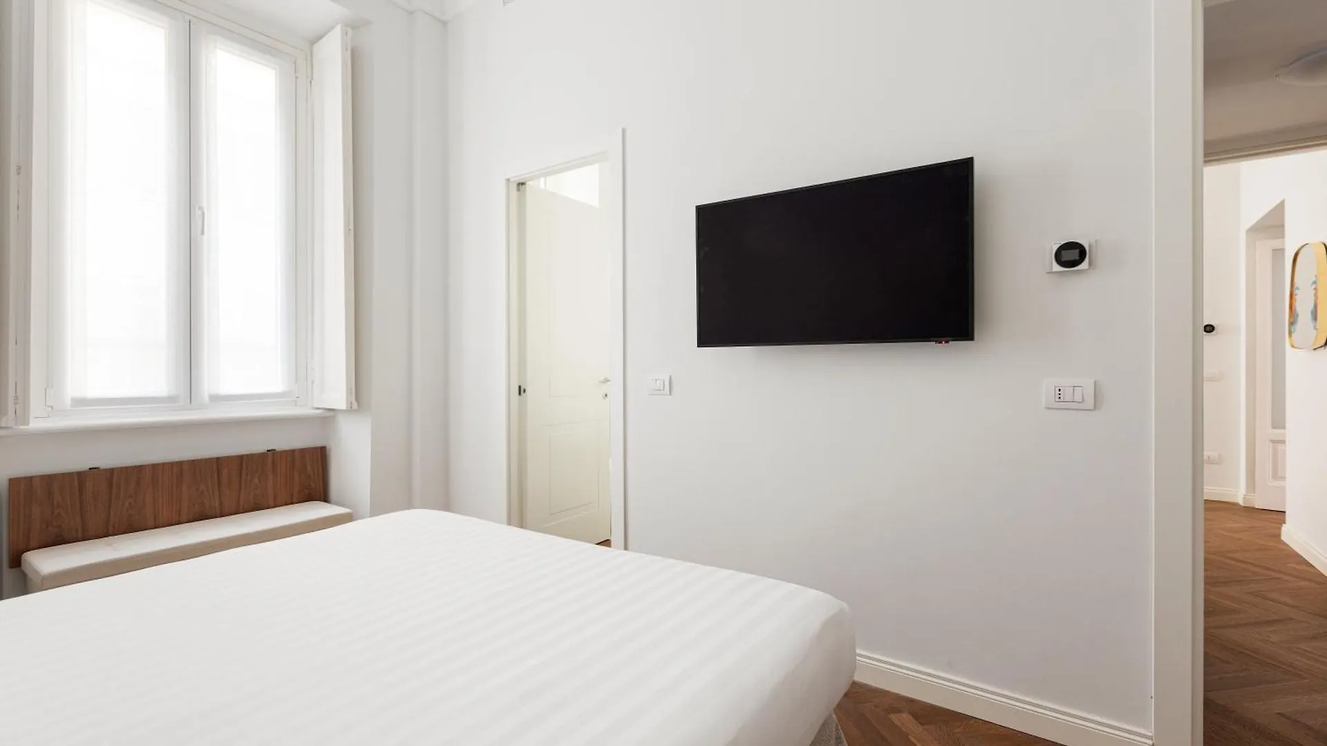 Brera Apartments In San Babila Milan